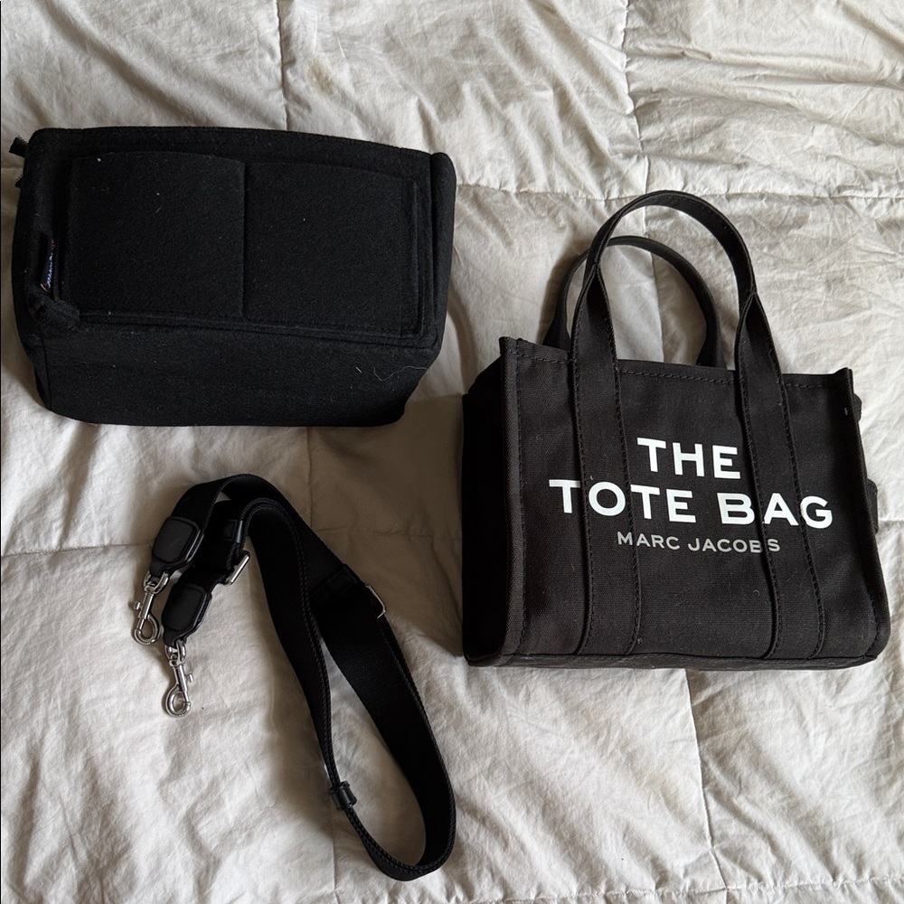 Small Marc Jacobs Black Canvas Tote Bag. *worn a few times*
